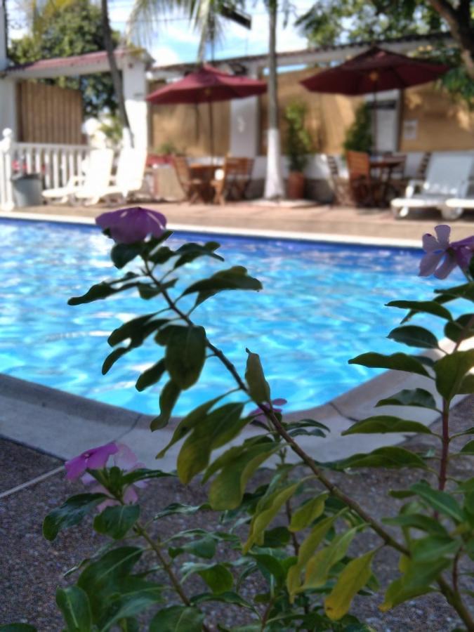 Maceo Hotel *