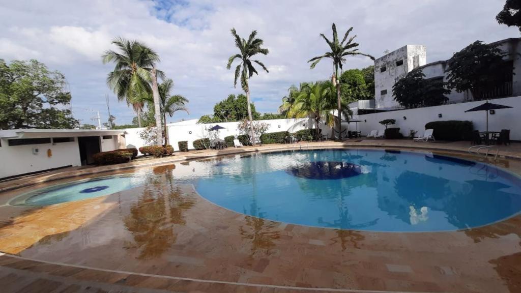 Boutique Paradise. Hotel Melgar