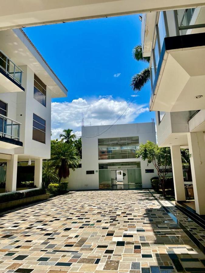 Boutique Paradise. Melgar