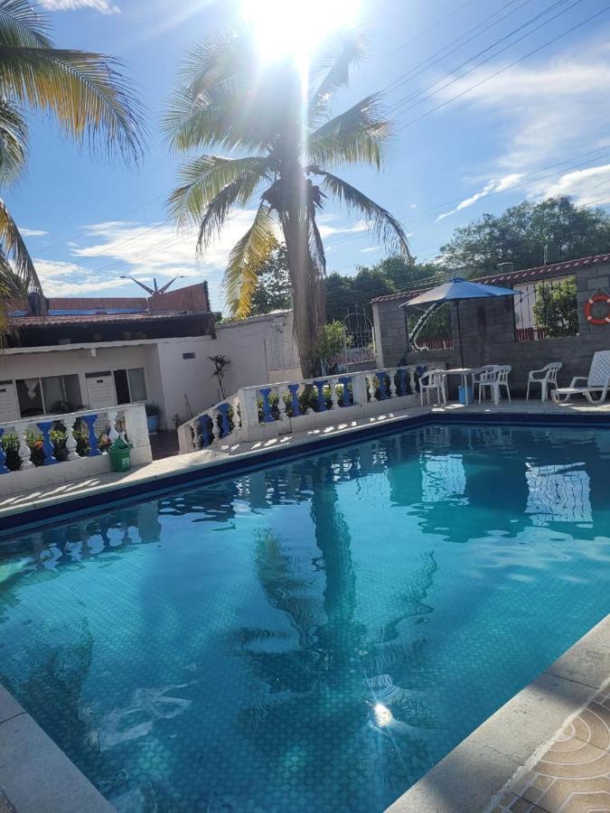 Hotel Gloria *