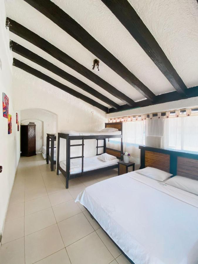 Hotel Las Palmas Melgar