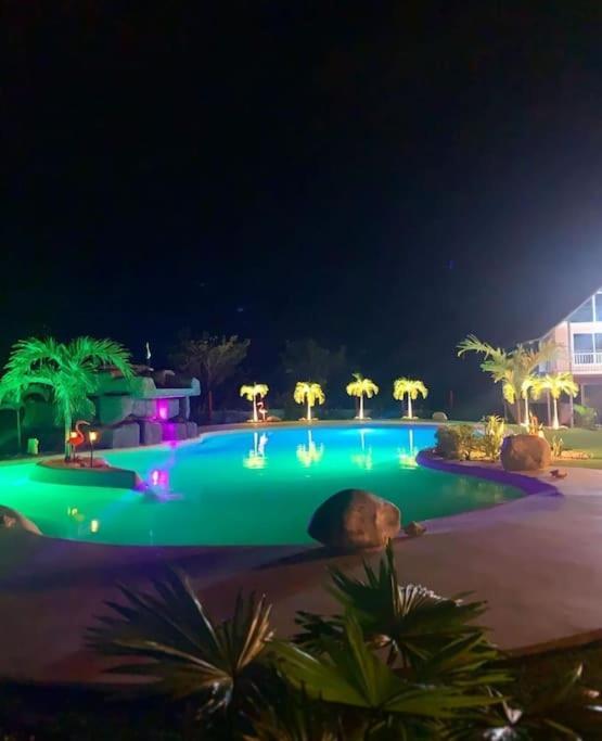 Covenitas Sol Amplia Con Piscina Tipo Playa, Maximo 34 Personas