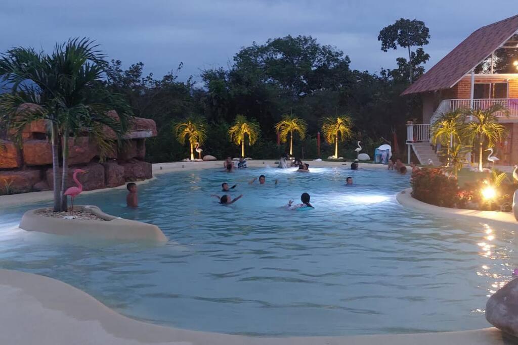 Covenitas Atardecer, Amplia Con Piscina Tipo Playa, Maximo 34 Personas * Melgar