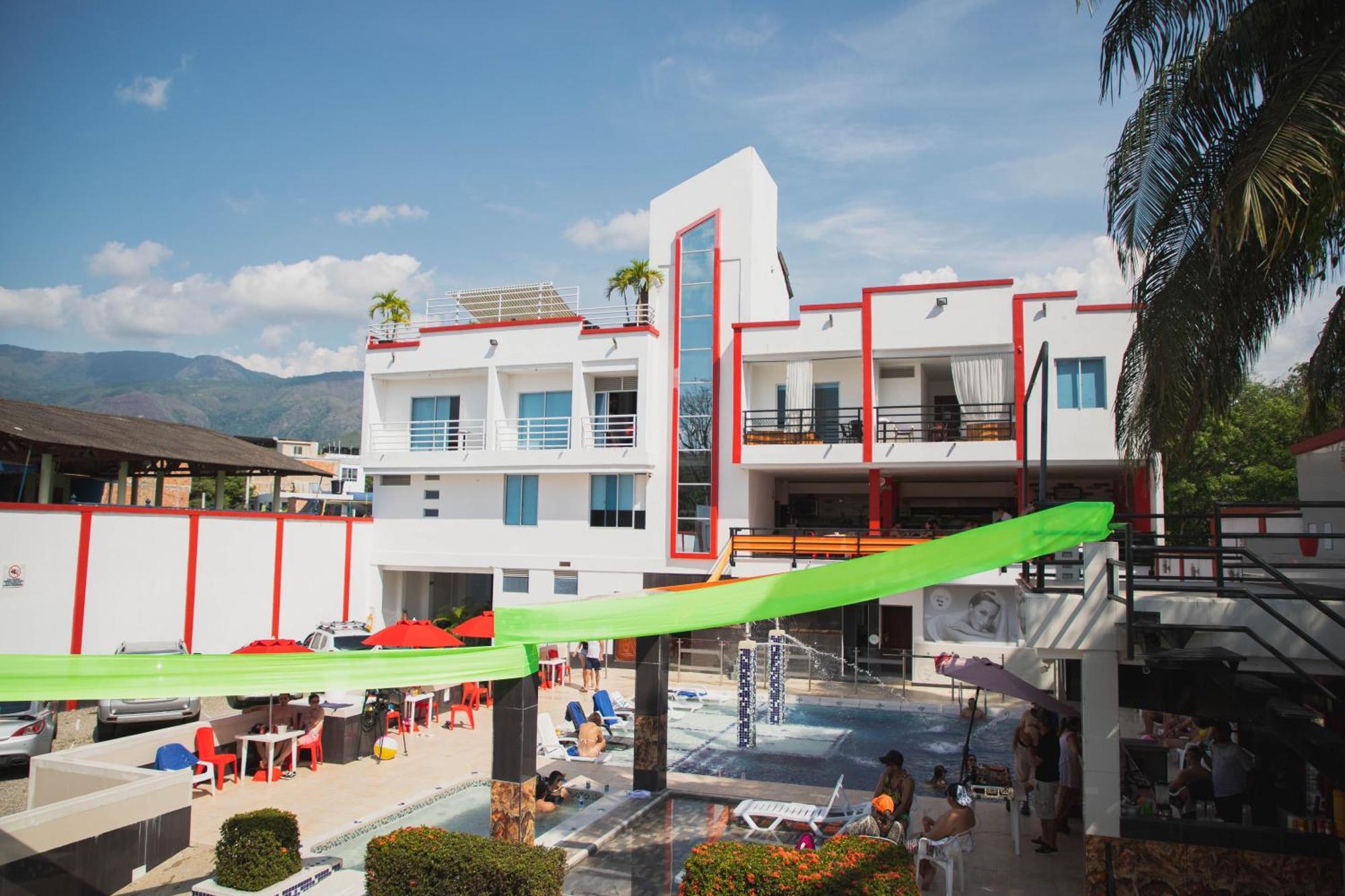 Bora Bora Adults Only Hotel 4*