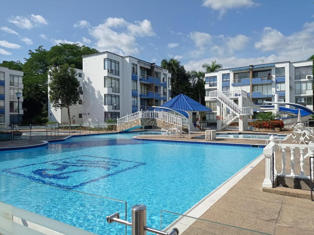 Apto En Conjunto Con Piscina Apartment