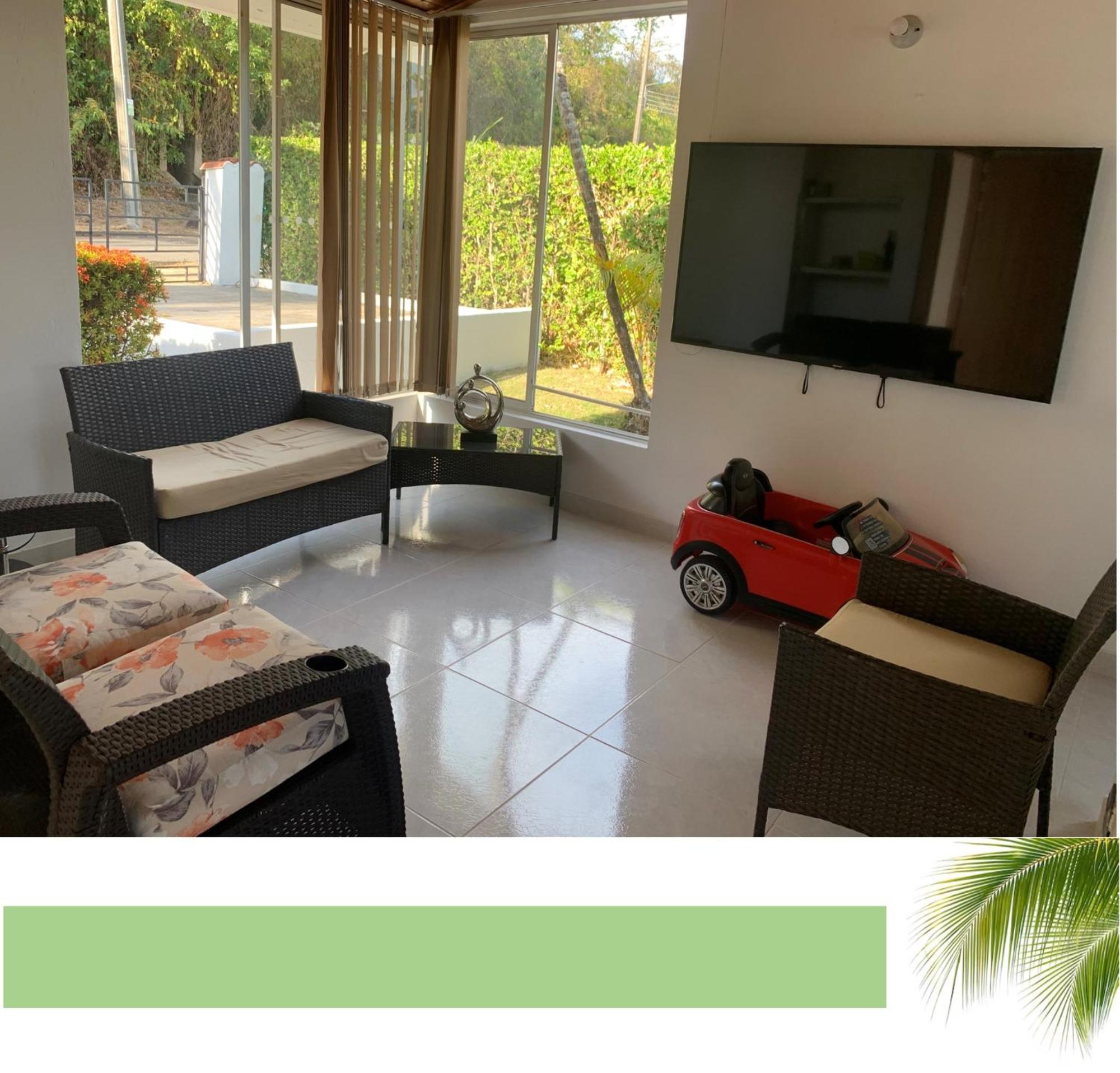 Casa Con Piscina Privada Via Carmen De Apicala Сasa de vacaciones *