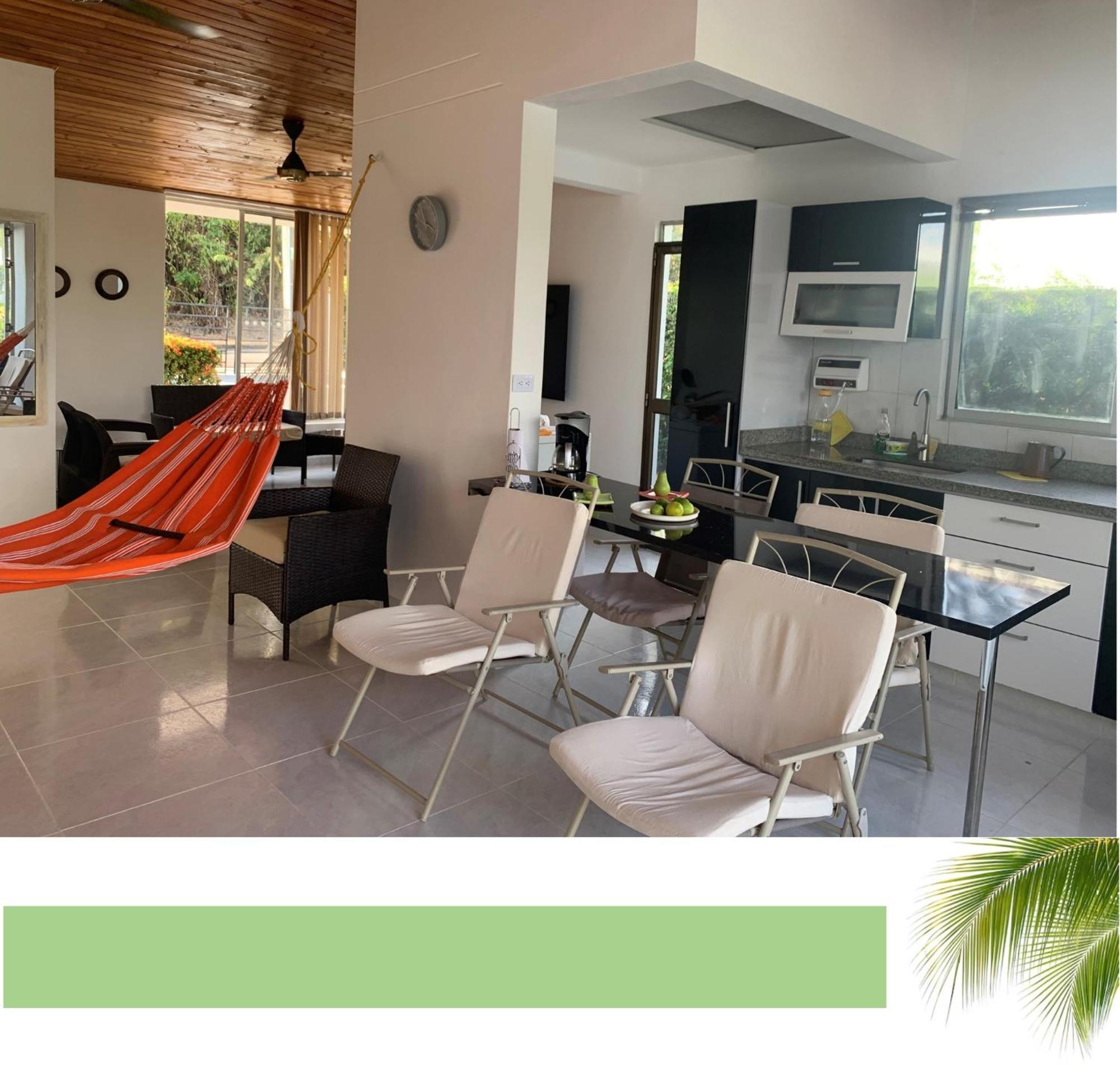 Casa Con Piscina Privada Via Carmen De Apicala Сasa de vacaciones
