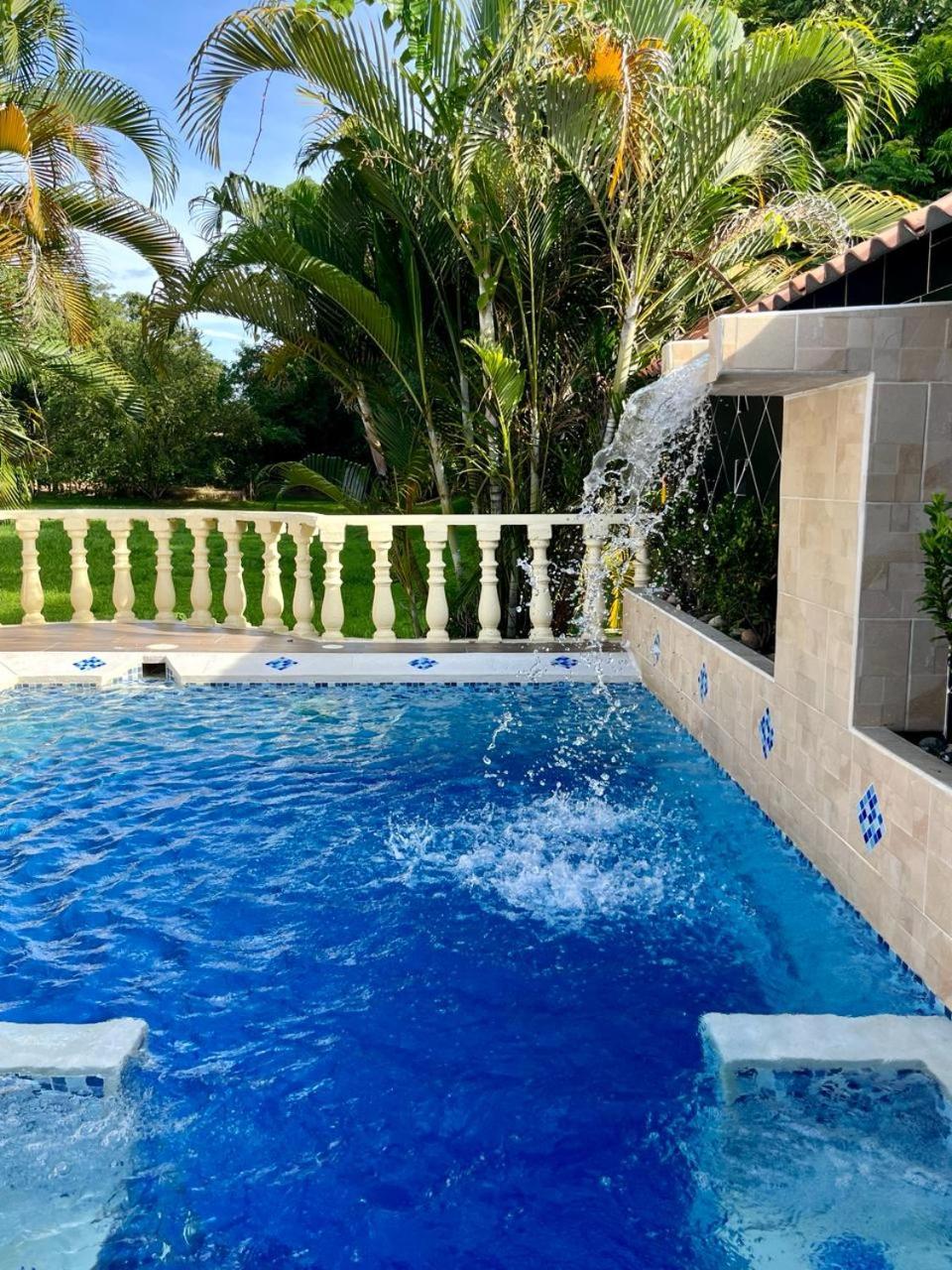 Hermosa Casa Quinta Vacacional Melgar