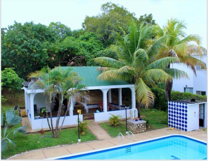 Casa Quinta En *