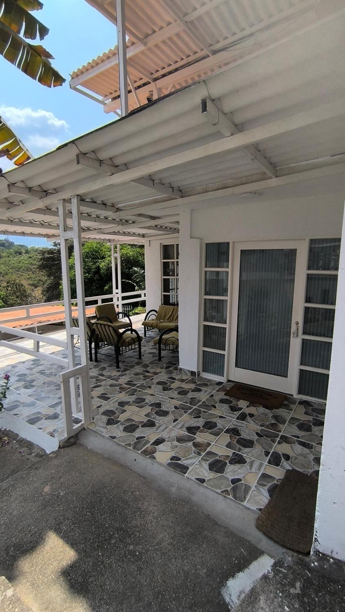 Magaly, 3 Casas Familiares En Medio De La Naturaleza Сasa de vacaciones *