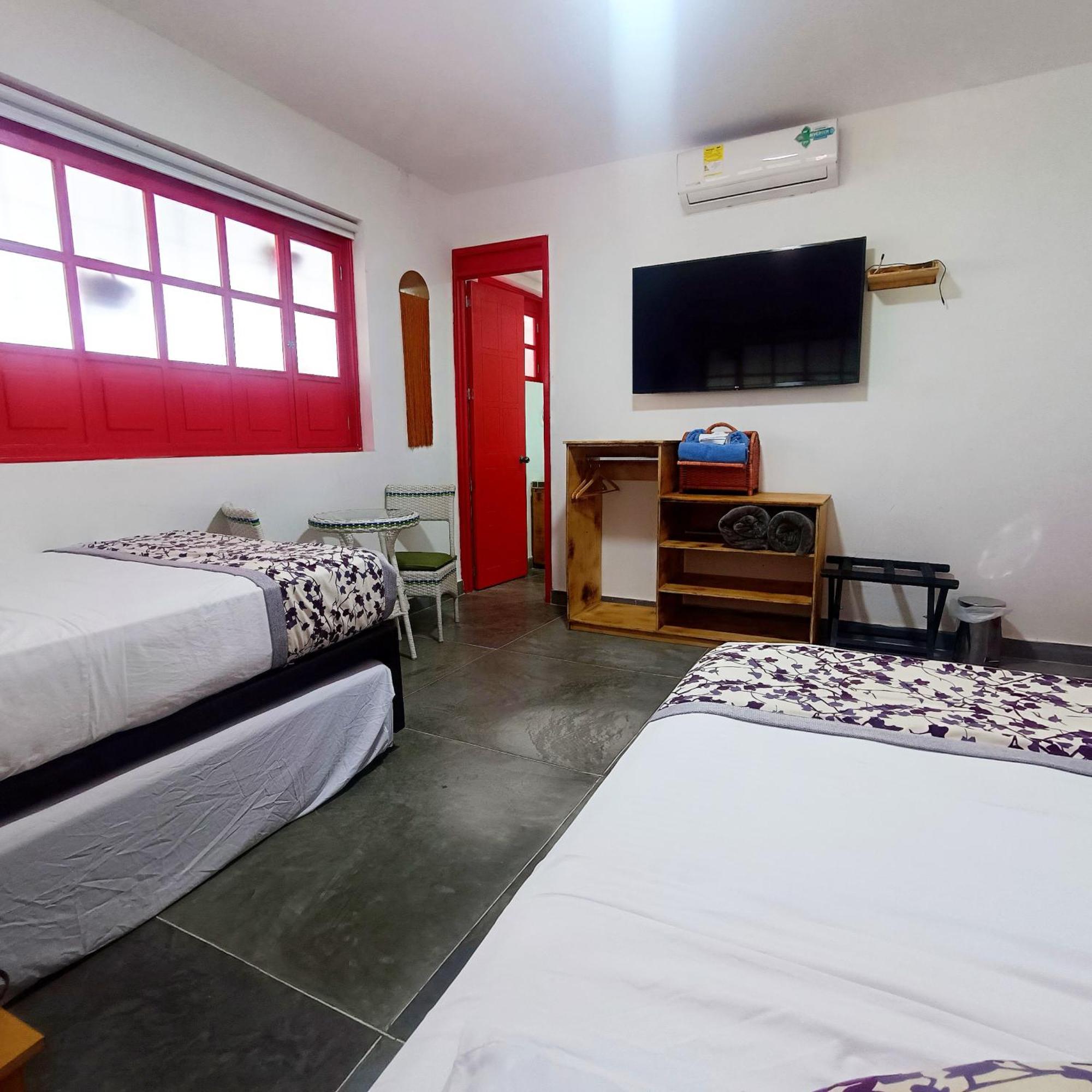 Boutique Casa De Piedra