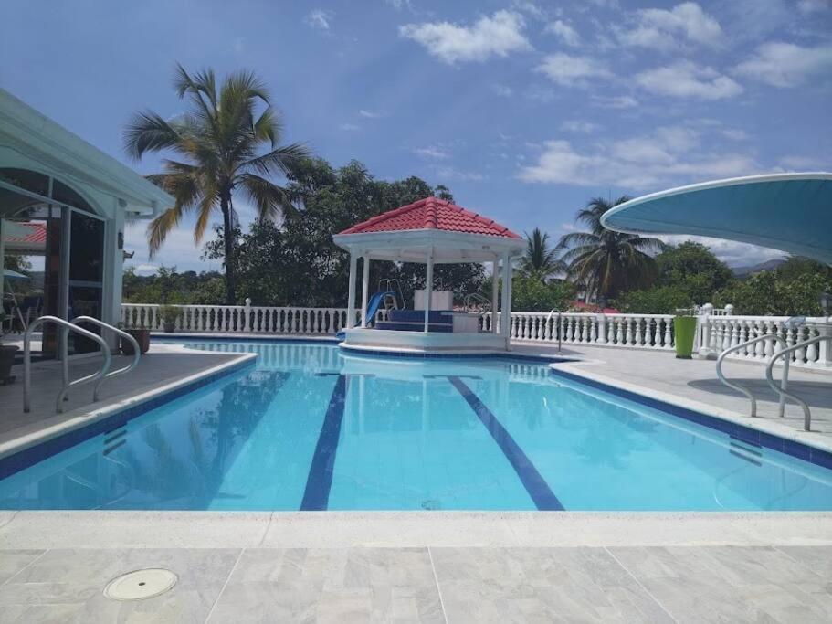 Javier C6 Villa
