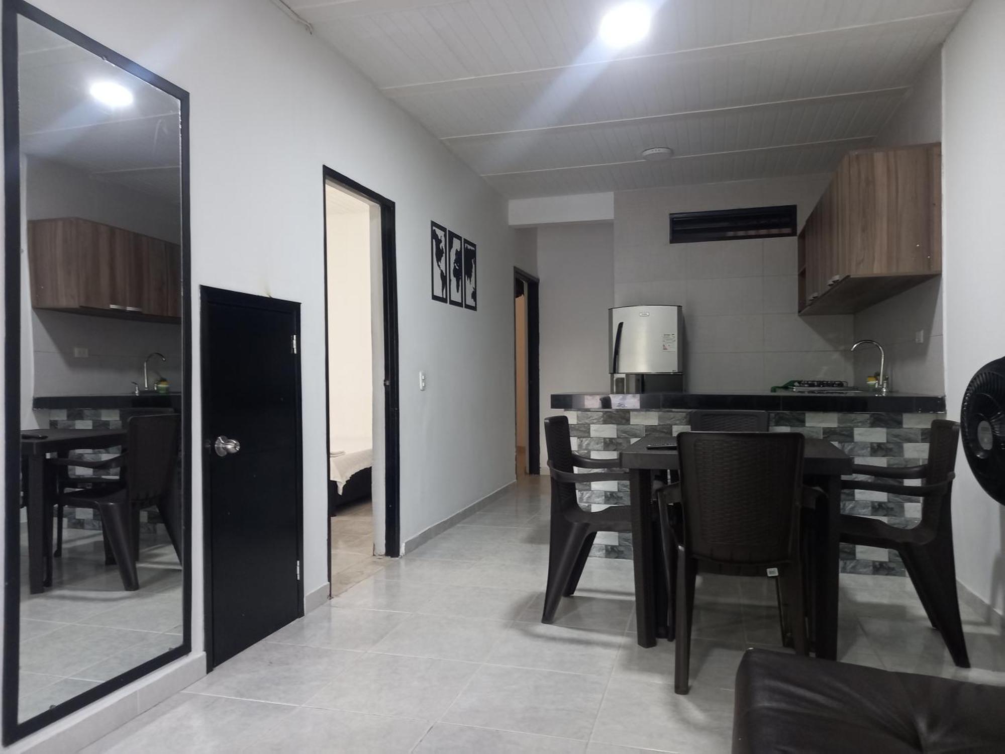 Apartamento 101 Santys House Amoblado 6 Personas *