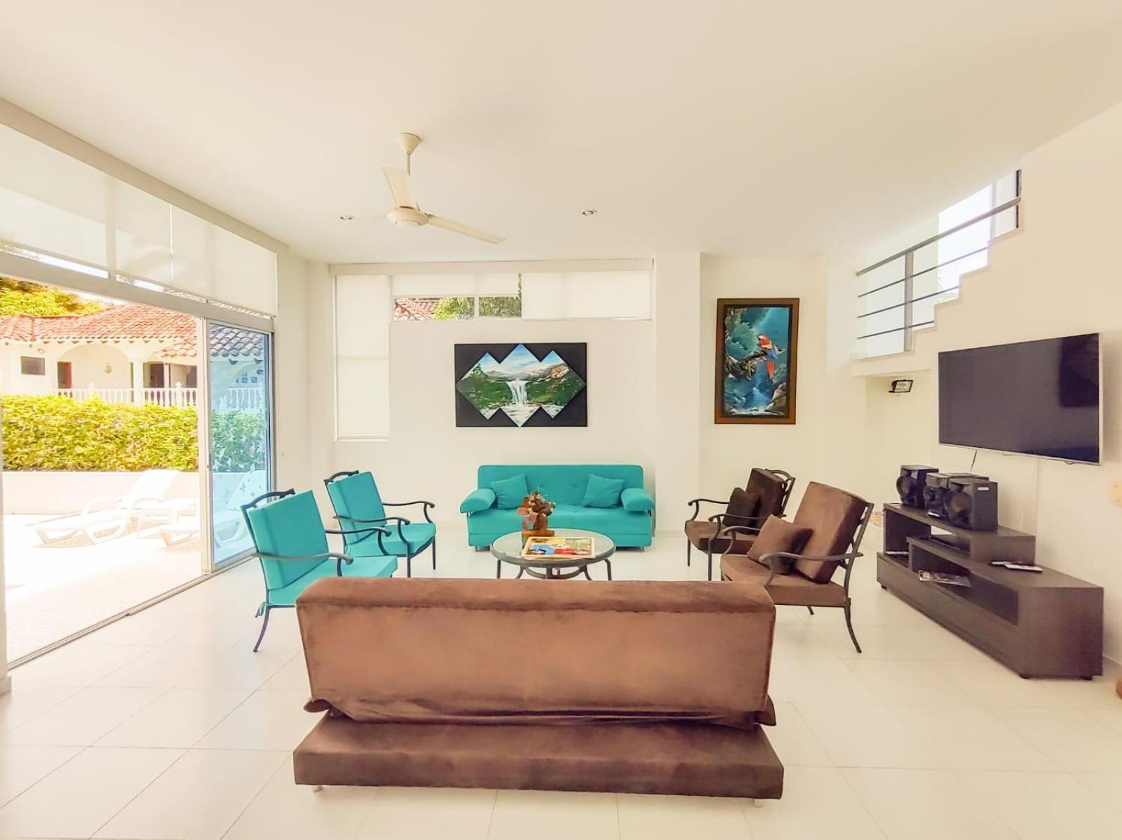 Bellisima Casa Quinta Capacidad 20 Personas Melgar
