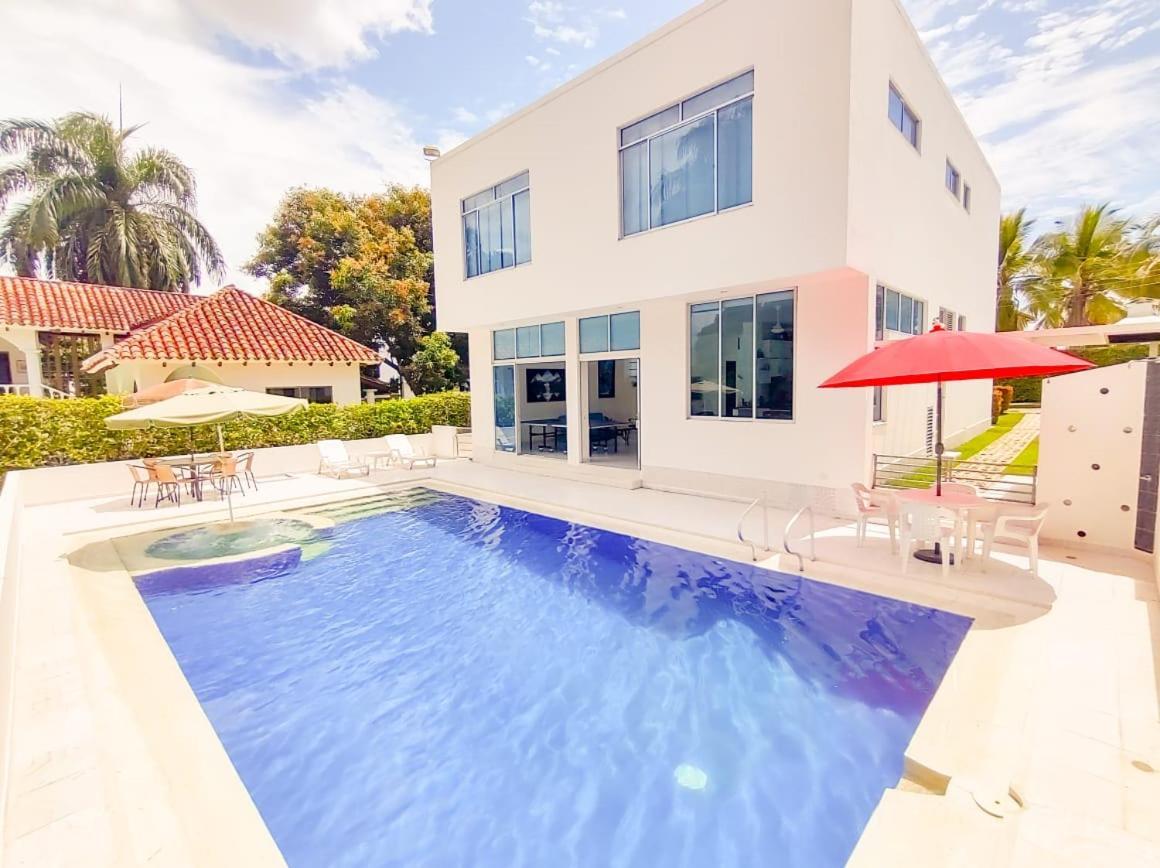 Bellisima Casa Quinta Capacidad 20 Personas Сasa de vacaciones Melgar