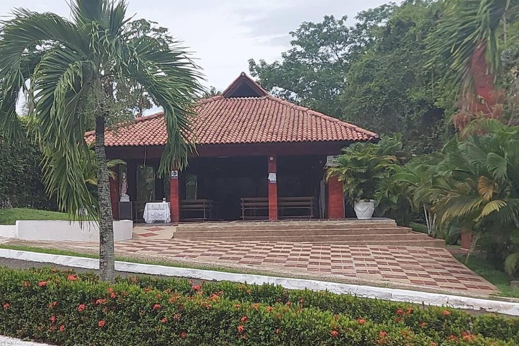 Acogedora Casa De Descanso Con Piscina Privada * Melgar