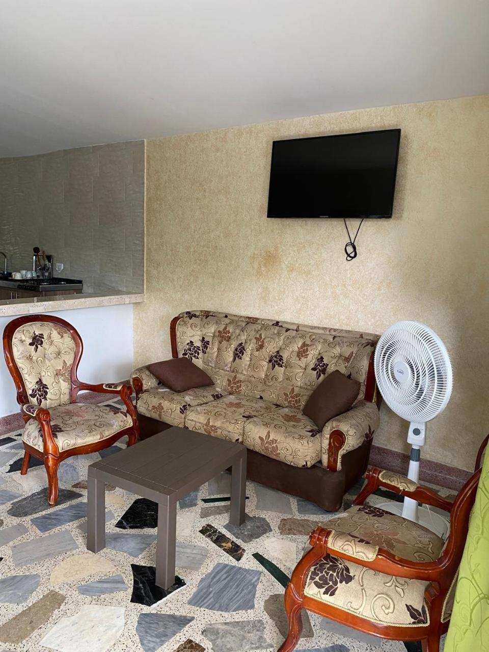 Hotel Palmitas Sintrasalud