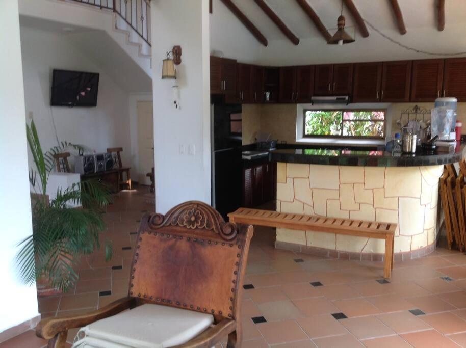 Casa Quinta Con Piscina Privada - Luxury * Melgar