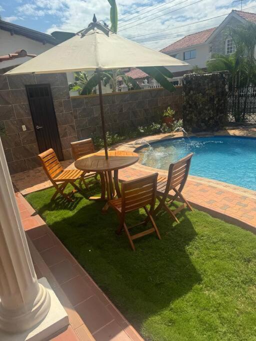 Casa Quinta Con Piscina Privada - Luxury Villa Melgar