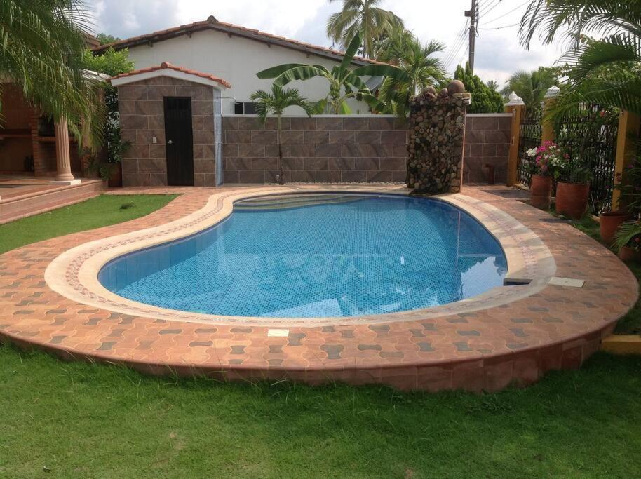 Casa Quinta Con Piscina Privada - Luxury Villa