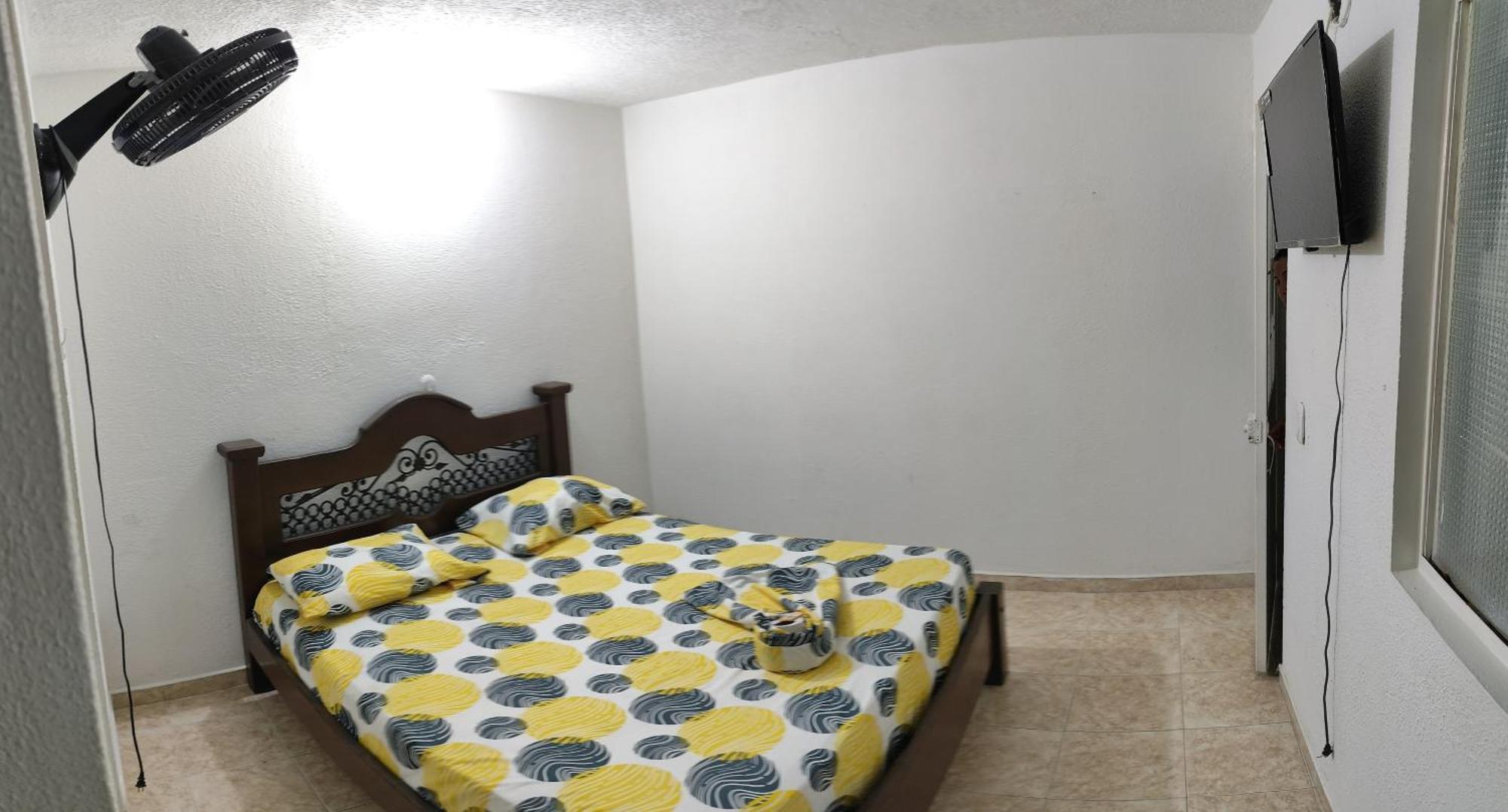 Dinastia Castillo Hotel Melgar