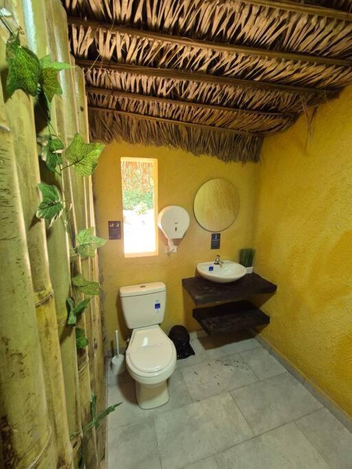 Ecoluxury Yakarta Playa Artificial Minicine Villa *