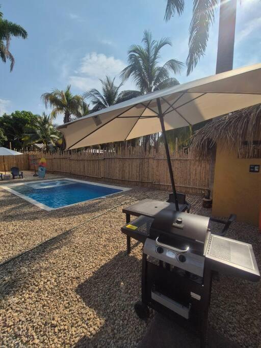Ecoluxury Yakarta Playa Artificial Minicine * Melgar