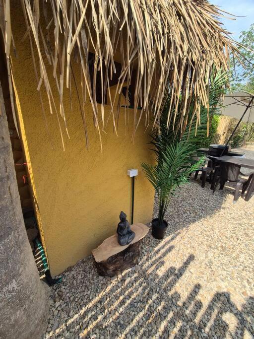 Villa Ecoluxury Yakarta Playa Artificial Minicine *