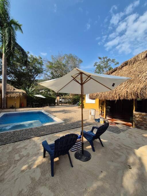 Ecoluxury Yakarta Playa Artificial Minicine * Melgar