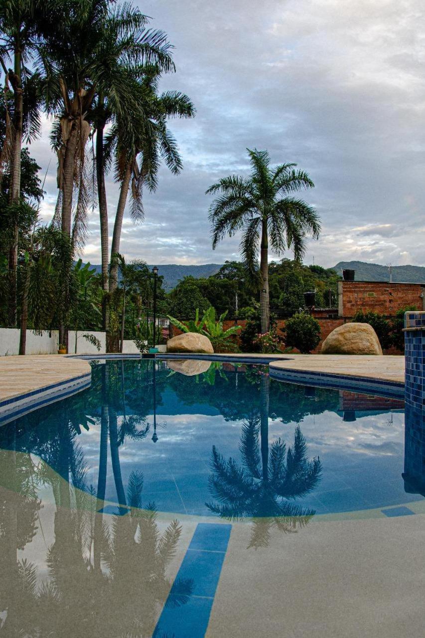 Quinta Delicias En Tolima Сasa de vacaciones Melgar