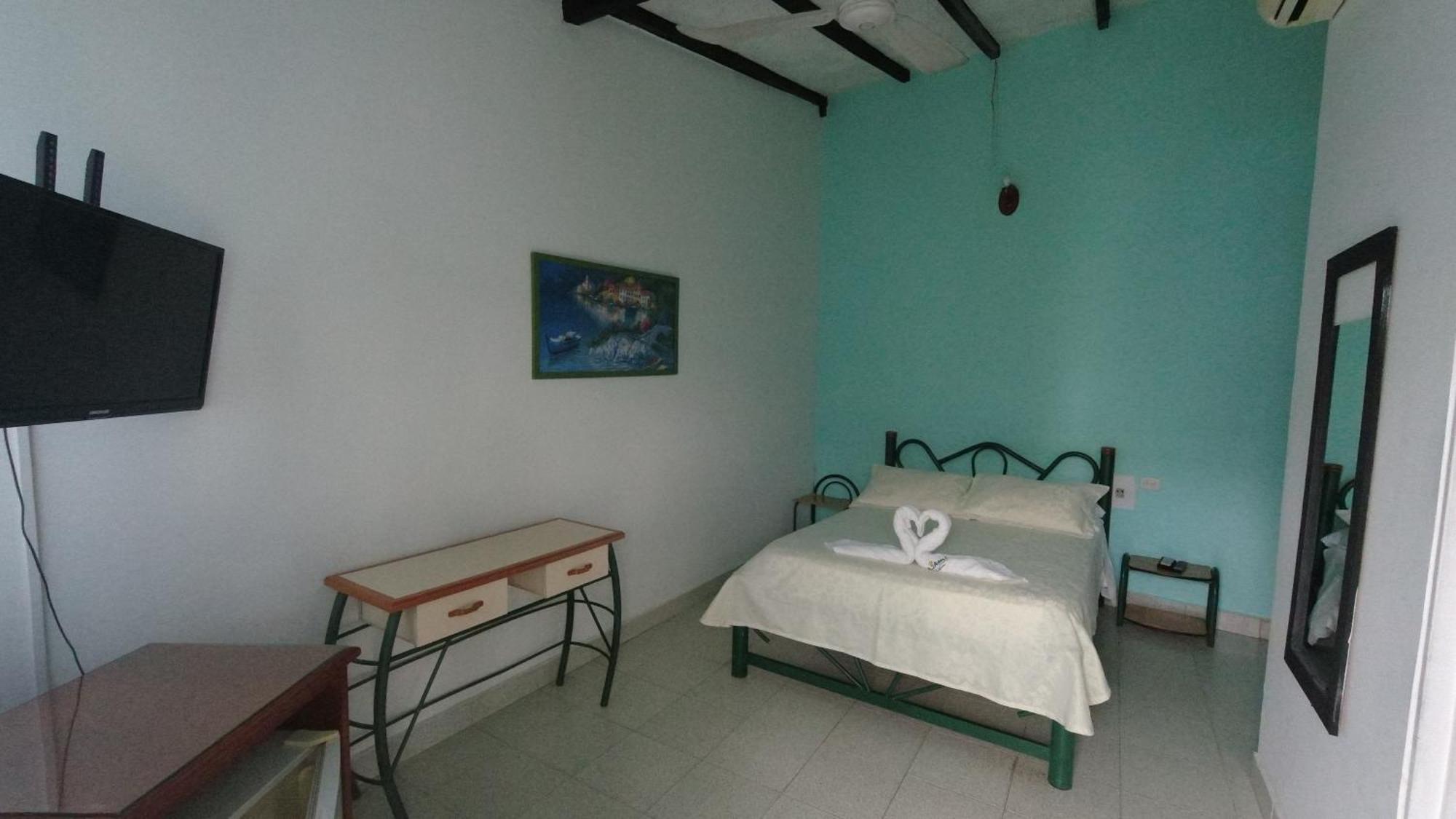 Hotel Miami *