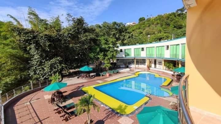 La Cascada Cristalina Hotel 3*