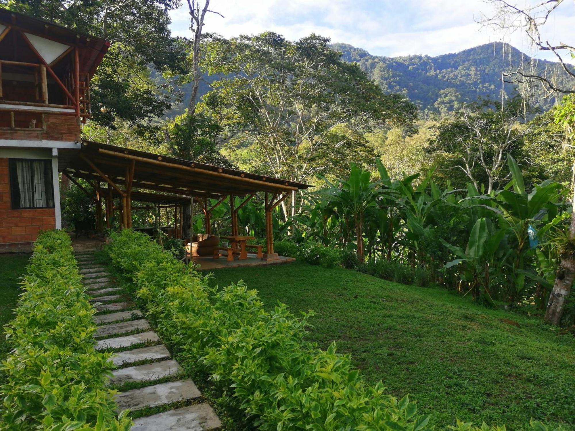 Campestre De Descanso Сasa de vacaciones Melgar
