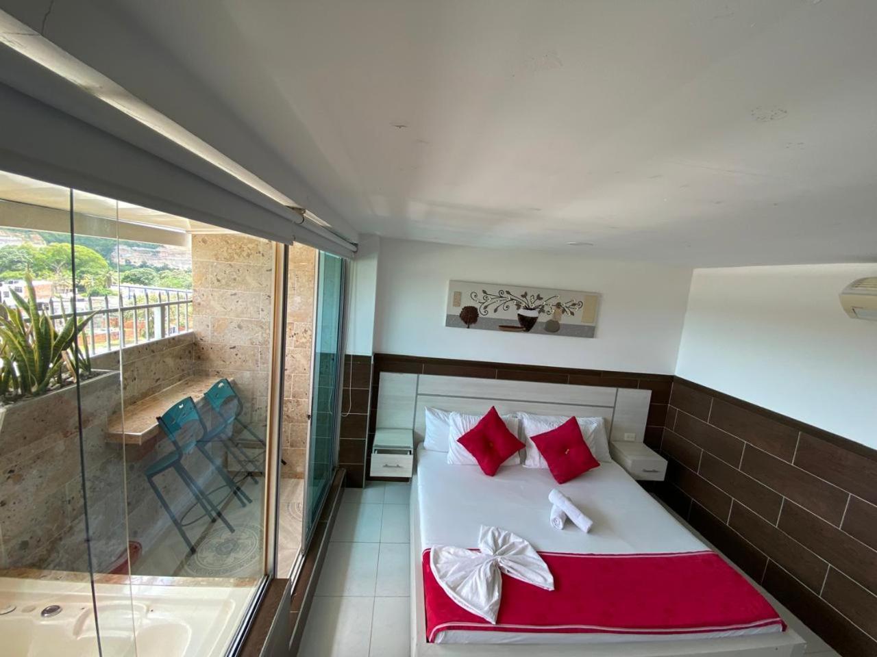 Royal 4*