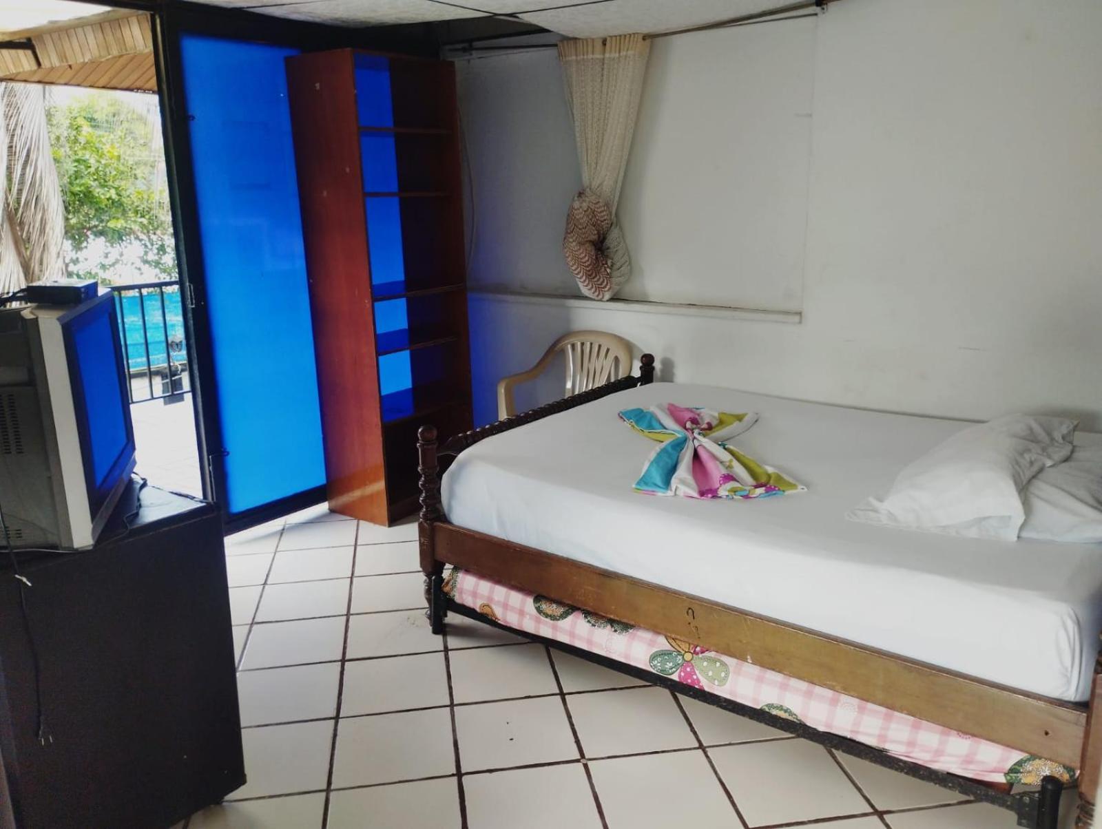 Janneth Hotel