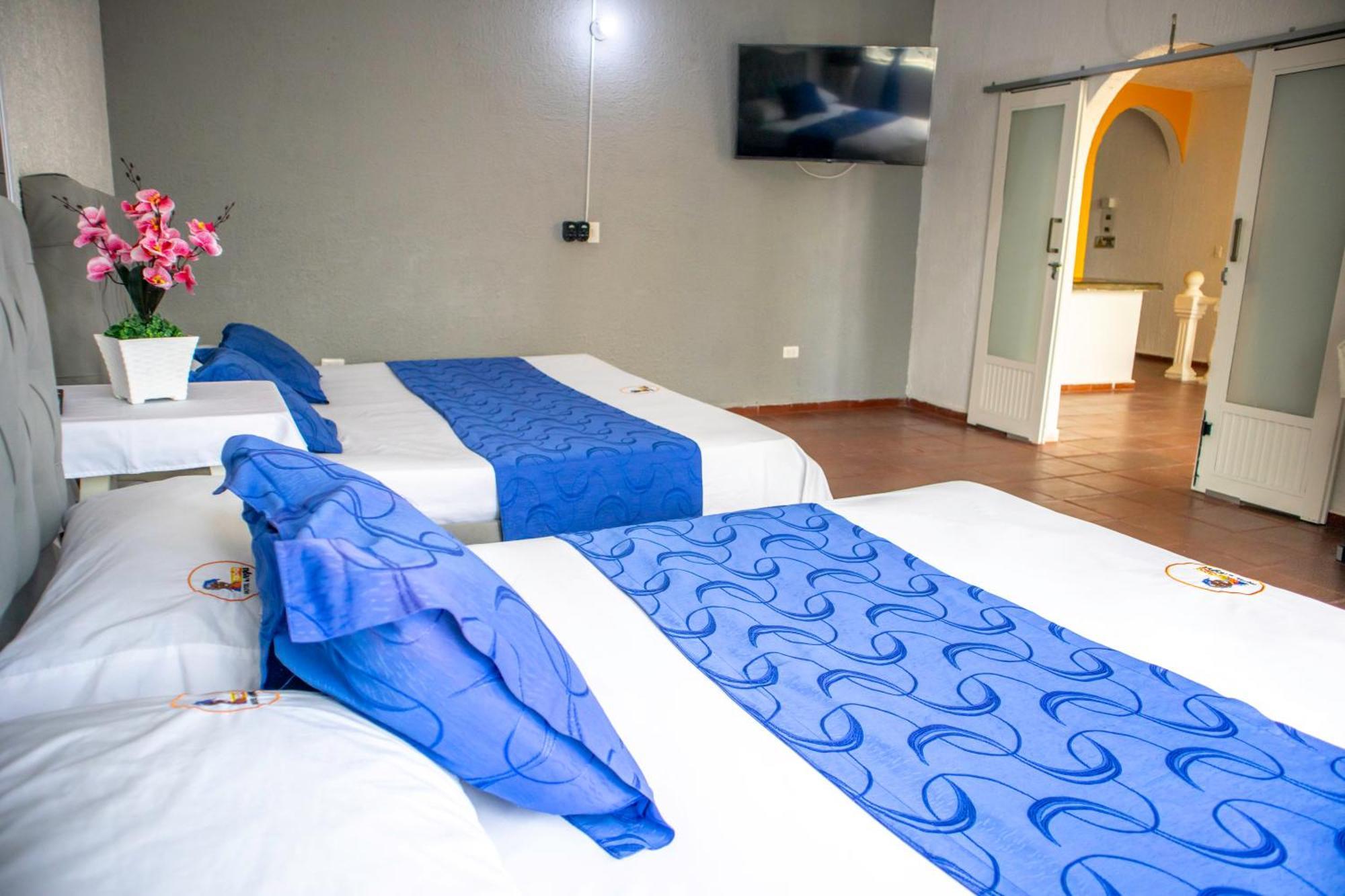 Hotel Tecno La Negra *