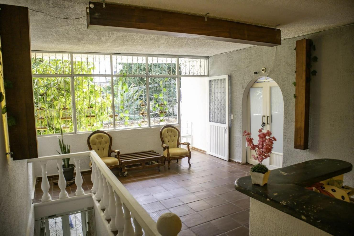 Tecno La Negra Hotel