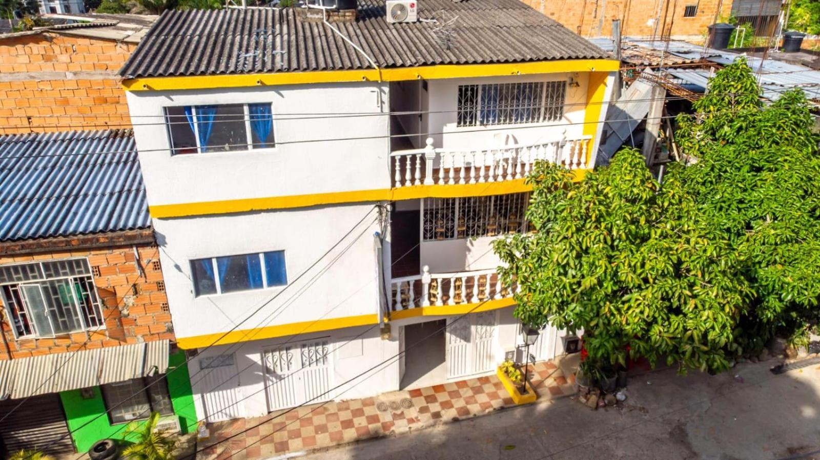 Tecno La Negra Hotel *