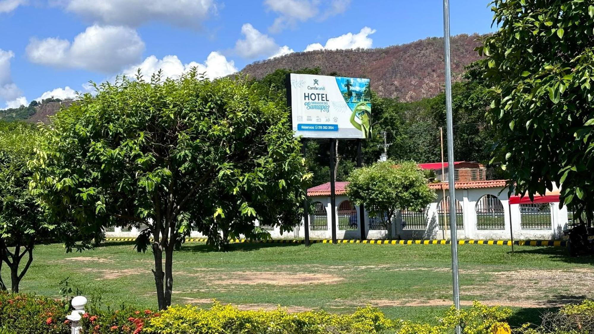 Mirador Del Sumapaz - Comfacundi Hotel Melgar