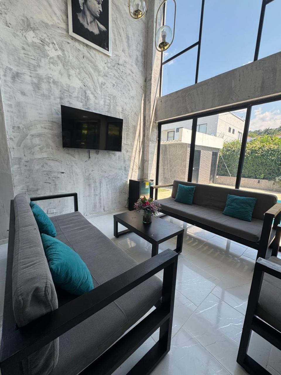 Fm Luxury De Arquitectura Mediterranea Piscina Privada Y Cine