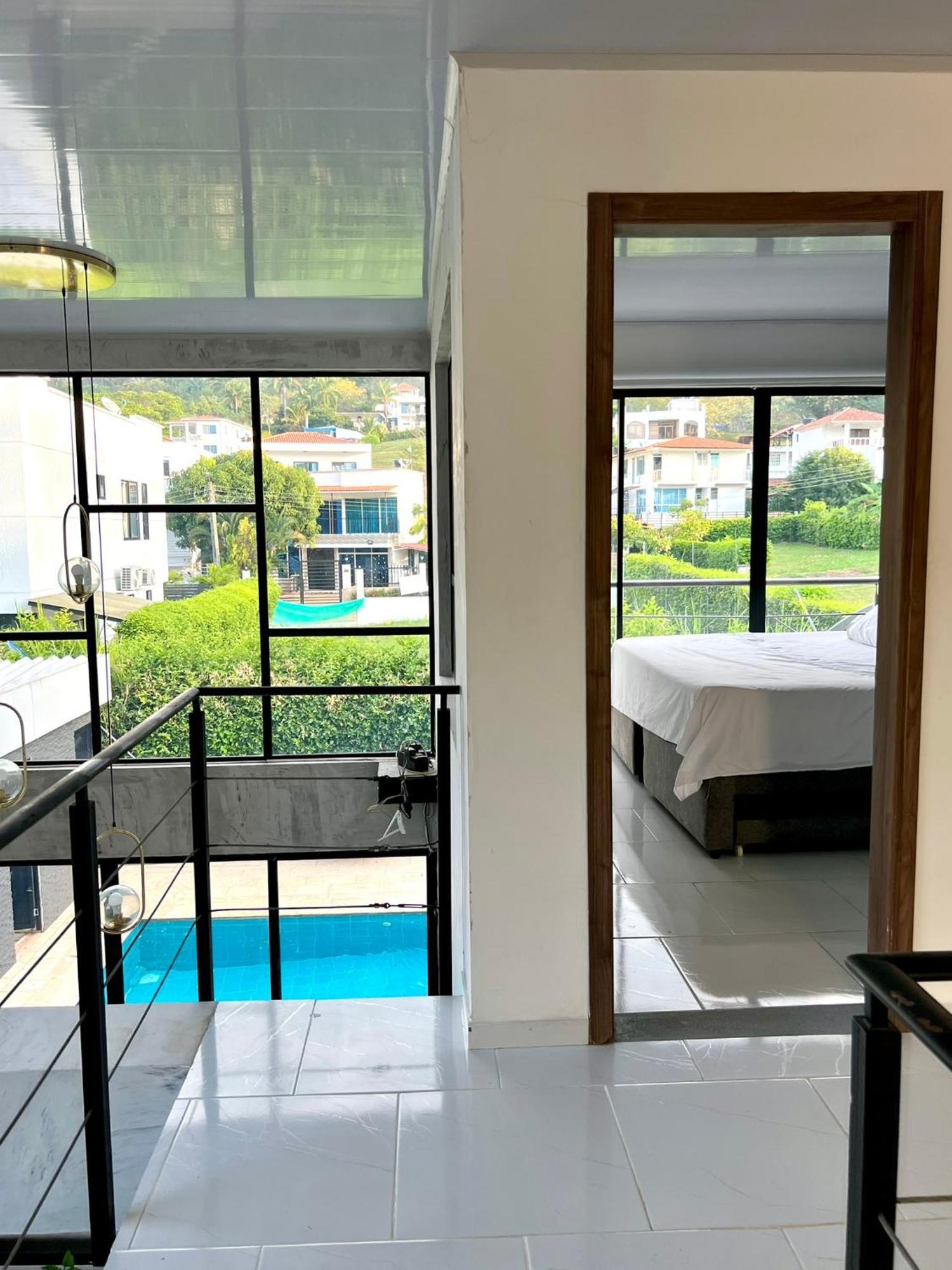 Fm Luxury De Arquitectura Mediterranea Piscina Privada Y Cine *