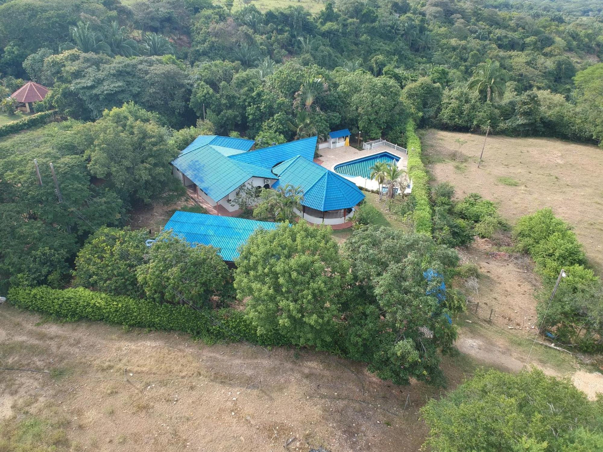 El Refugio Del Colibri - *