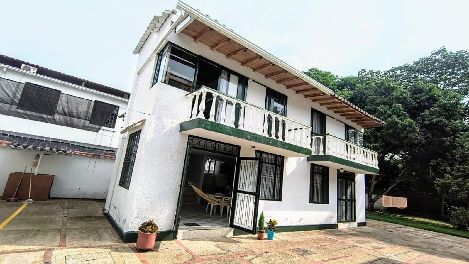 Casa Campestre Con Piscina Y Jacuzzi En * Melgar