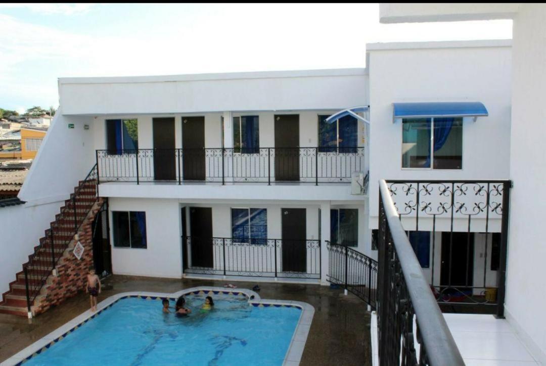 Hotel Delfines Melgar