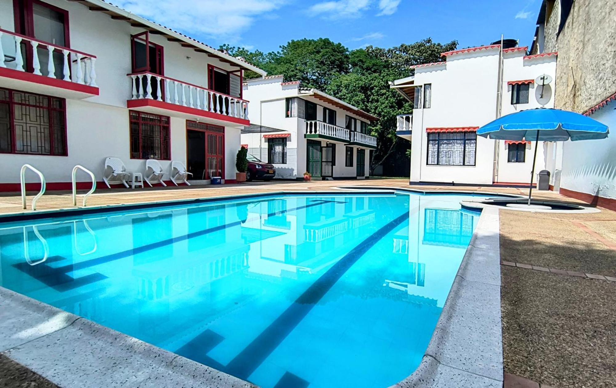 Casa Campestre Con Piscina Y Jacuzzi En Сasa de vacaciones Melgar
