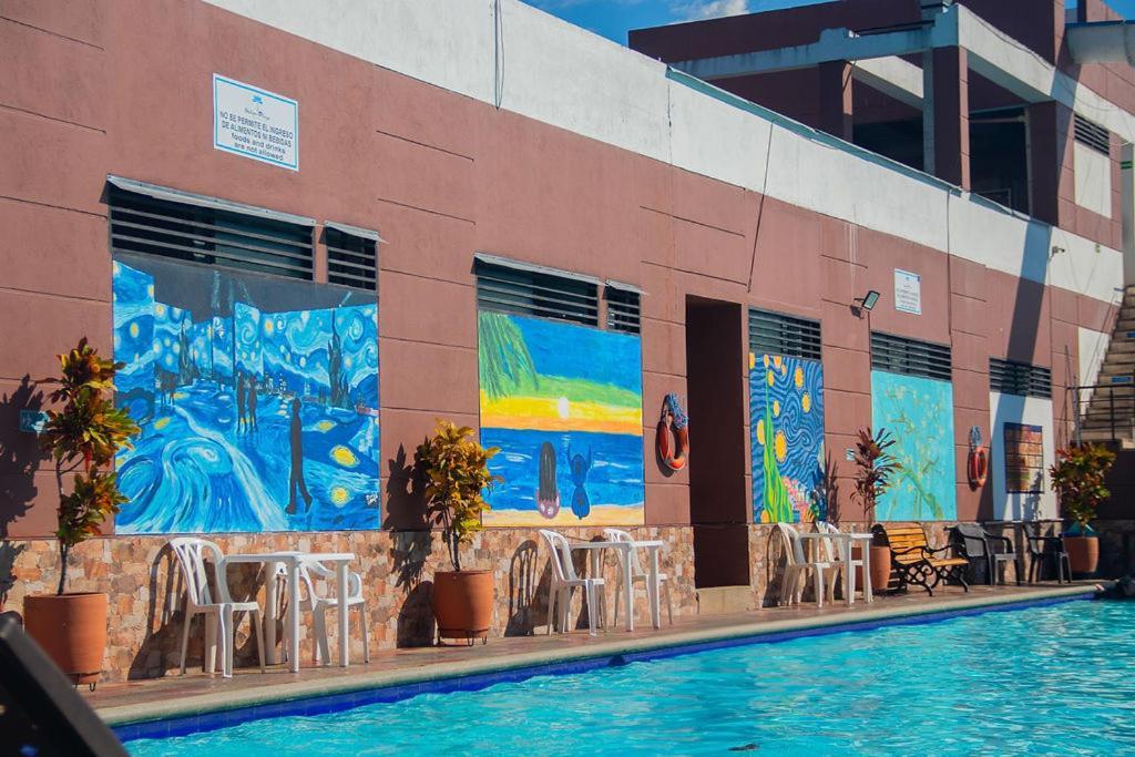 Hotel Plaza 3*