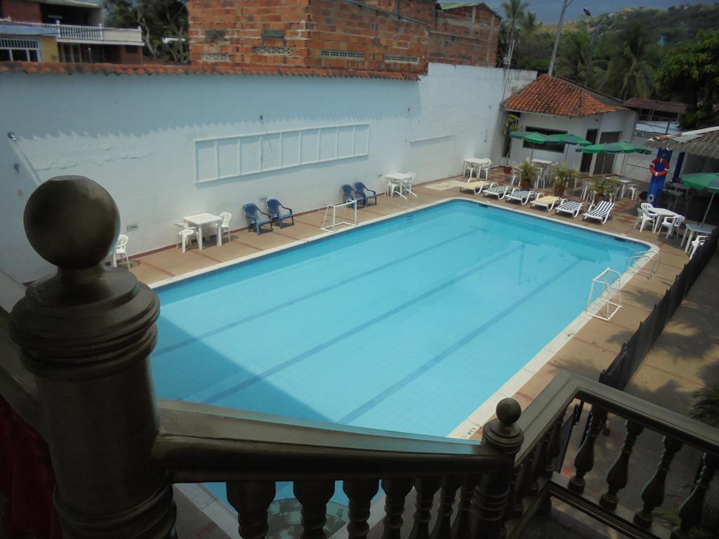 Hotel Joohn Almendros - Gay Only/ Solo Gay *
