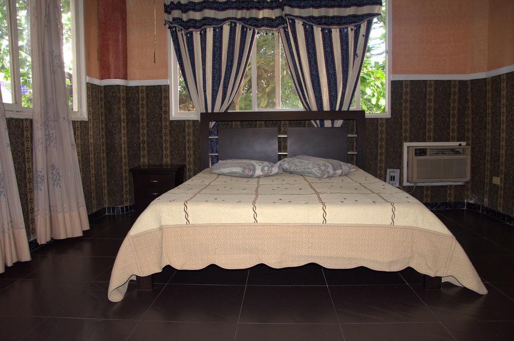 Hotel Mediterraneo Melgar