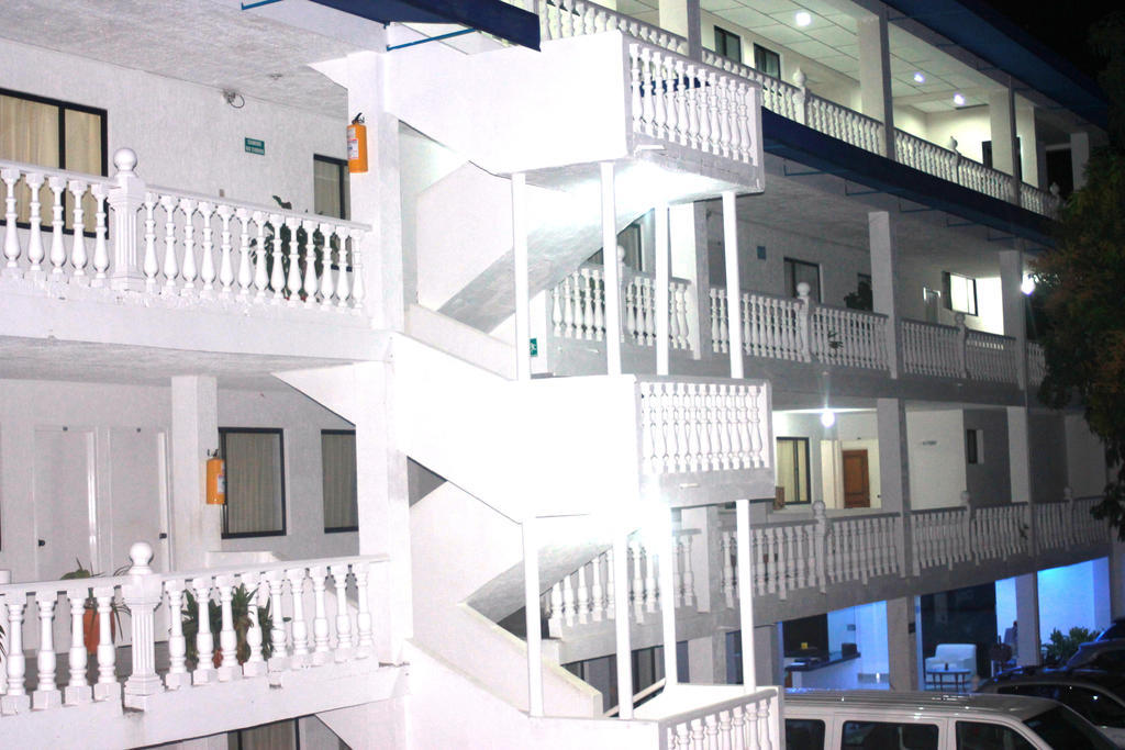 Hotel Nuevo Acuario Melgar