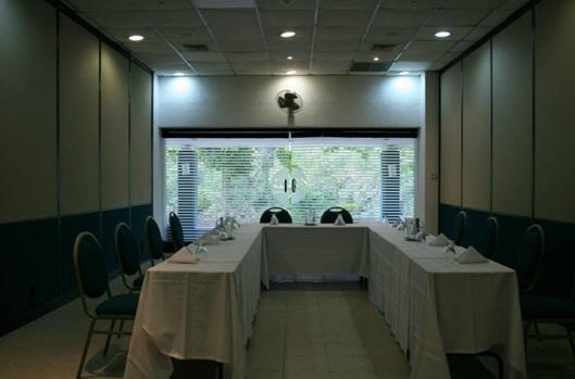 Hotel Guadaira 3*